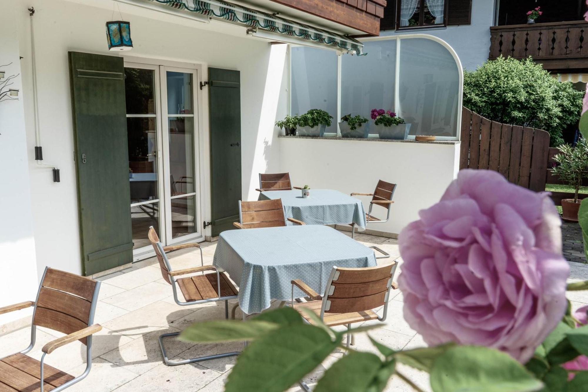 Gaestehaus Quirin Garmisch-Partenkirchen Exterior photo